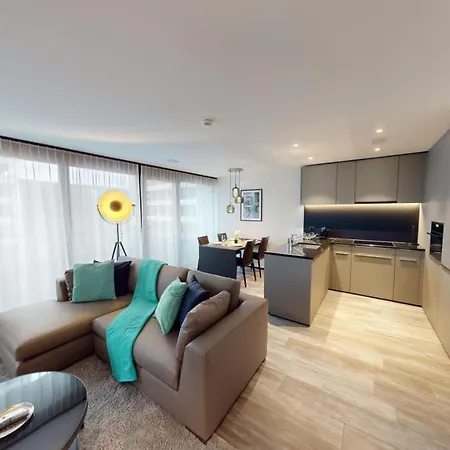 Spacious 1 Bedroom With Balcony Apartman *